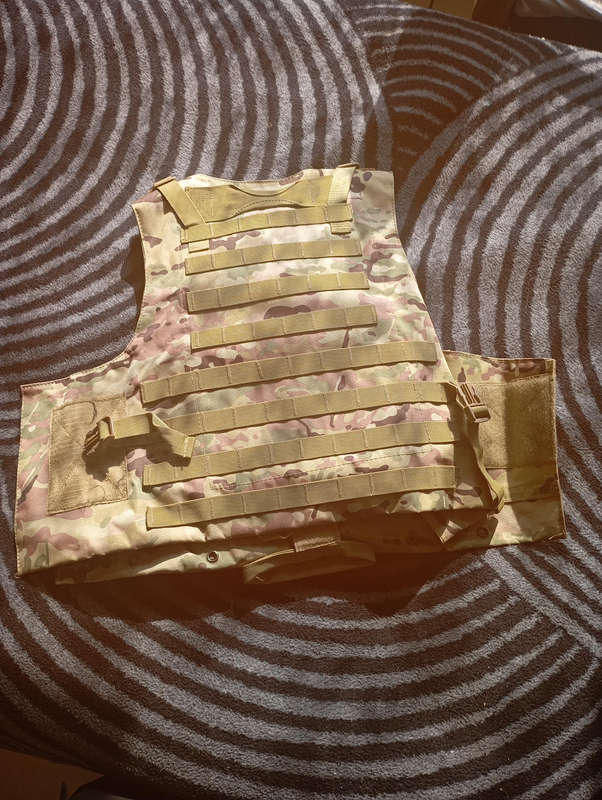 Military Army Tactical Airsoft Molle Combat Tactical Vest - CP Camo.