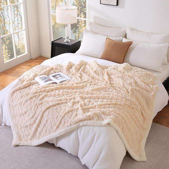 Luxury XL Thick Sherpa Fleece Blanket - 200 x 230 cm - Beige