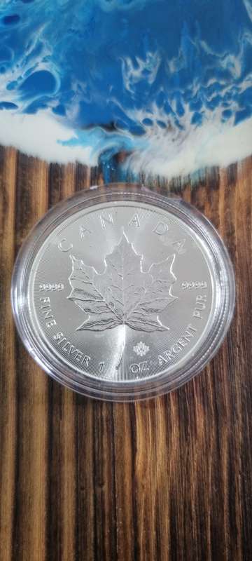 2016 1oz Canadian Maple 5 dollar