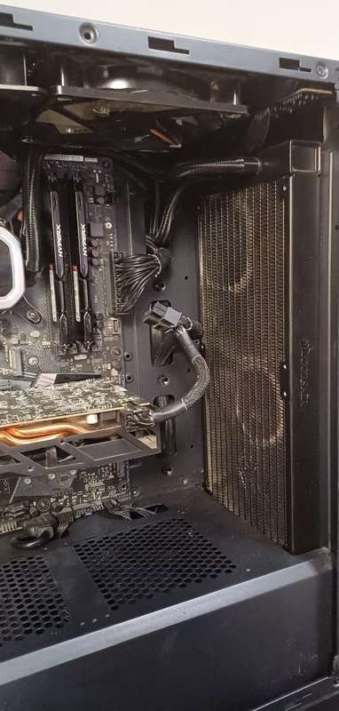 PC | i5-6600K | 16GB RAM | RX570 4GB | Liquid Cooled
