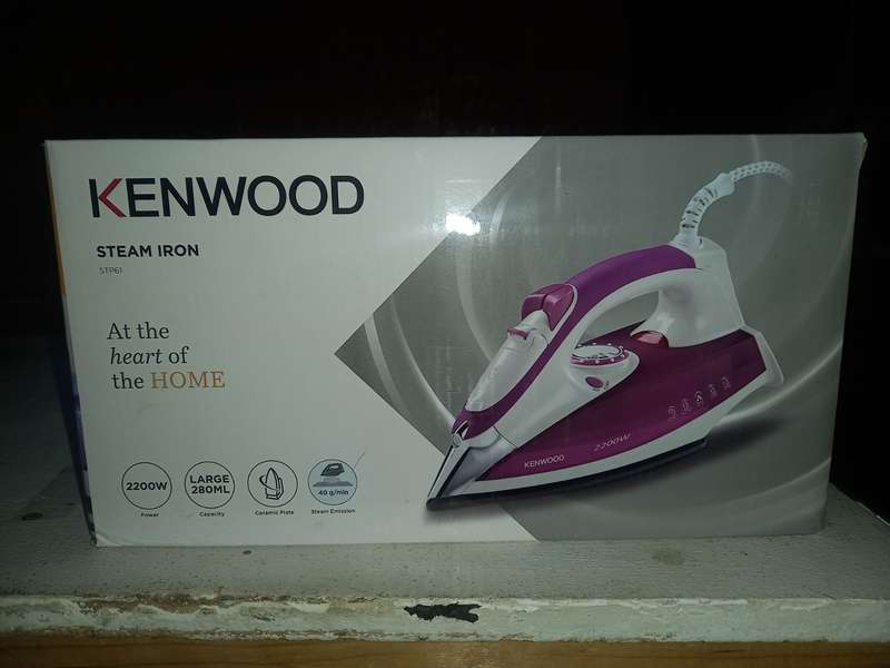Kenwood Steam Iron 2200W - STP61.000WP