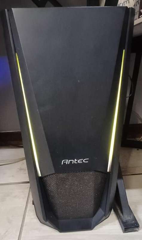 PC | i5-6600K | 16GB RAM | RX570 4GB | Liquid Cooled