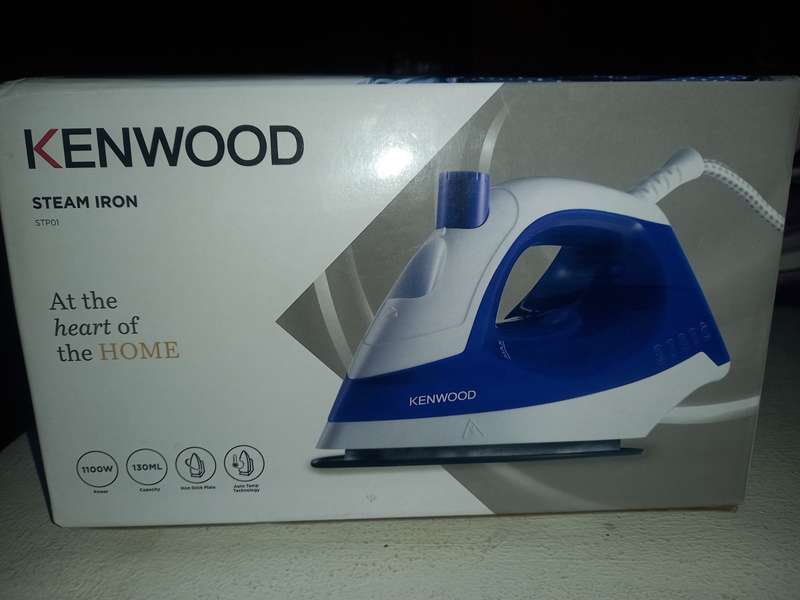 Kenwood Steam Iron with Non-Stick Ultra Smooth Plate - STP01