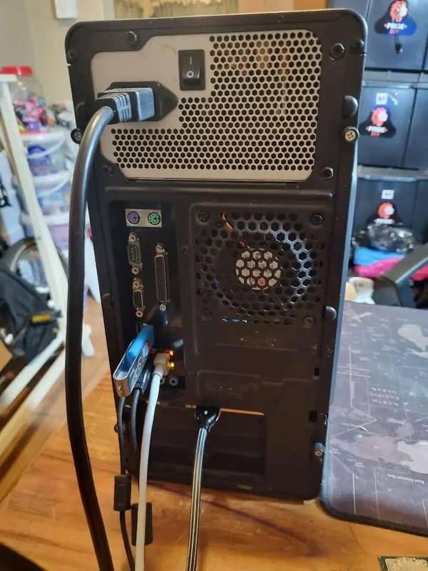 Entry-Level Desktop PC  i3 7th Gen  4GB RAM  500GB HDD