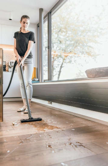 Karcher Wet And Dry Vacuum Cleaner WD 2 Plus V-12/4/18/C