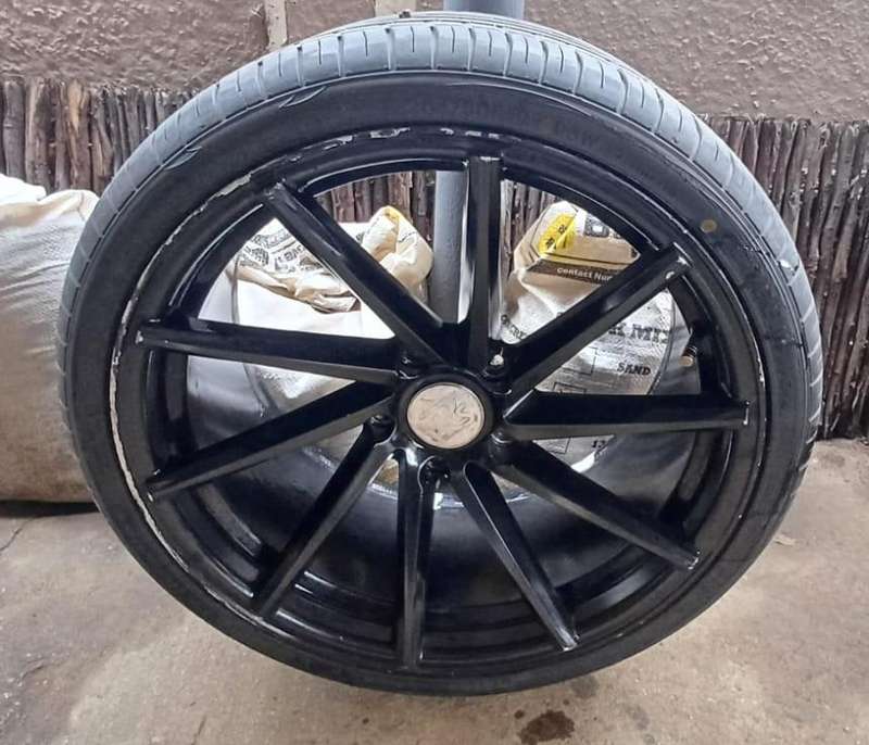 VOSSEN 19" Gloss Black Rims with 265/30/R19 & 235/30/R19 Tires  Recently Refurbished