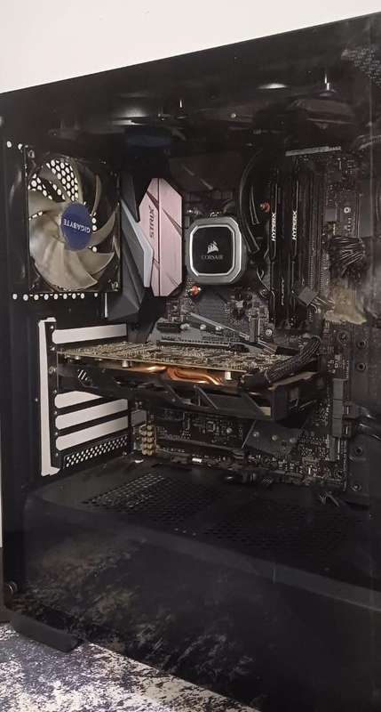 PC | i5-6600K | 16GB RAM | RX570 4GB | Liquid Cooled