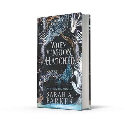 When the Moon Hatched: The #1 SUNDAY TIMES Bestselling Sensation  Book 1 Hardcover