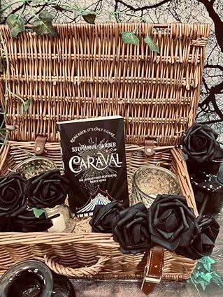 Caraval: The Mesmerising and Magical Fantasy  Paperback