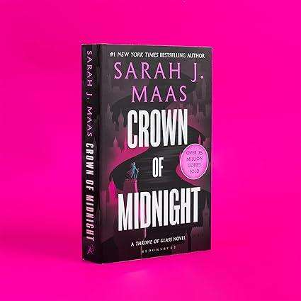 Crown of Midnight (Throne of Glass #2) (Paperback)