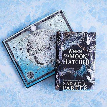 When the Moon Hatched: The #1 SUNDAY TIMES Bestselling Sensation  Book 1 Hardcover