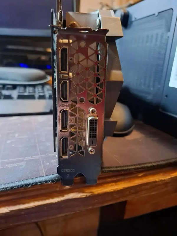 GTX 1080 Ti 11GB AMP Extreme RGB Triple-Fan Graphics Card