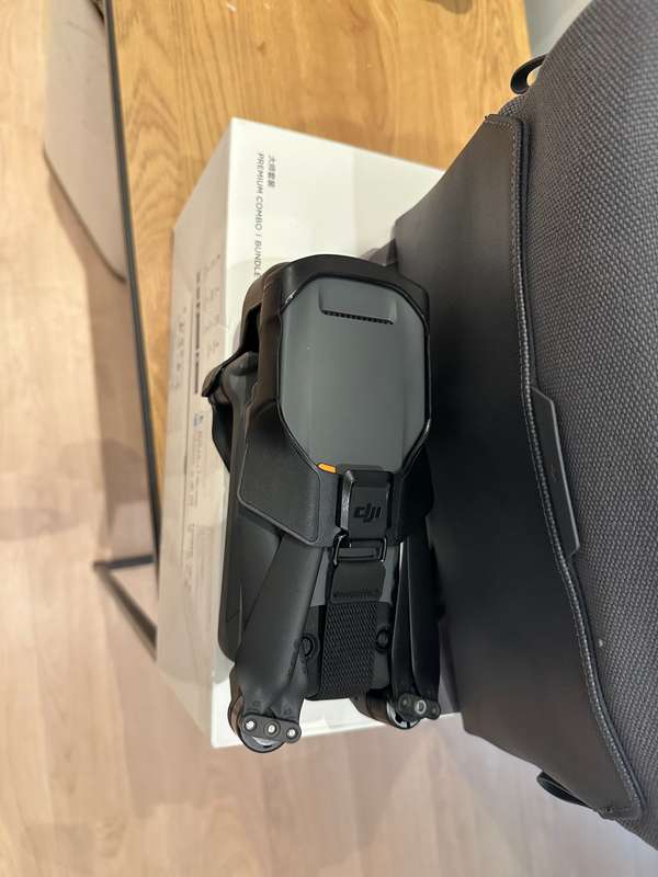 DJI Mavic 3 Cine Premium Combo