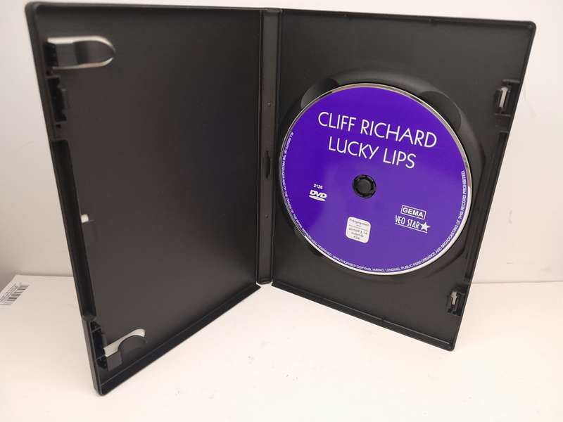 Cliff Richard - Lucky Lips & Unforgettable (DVD & CD)