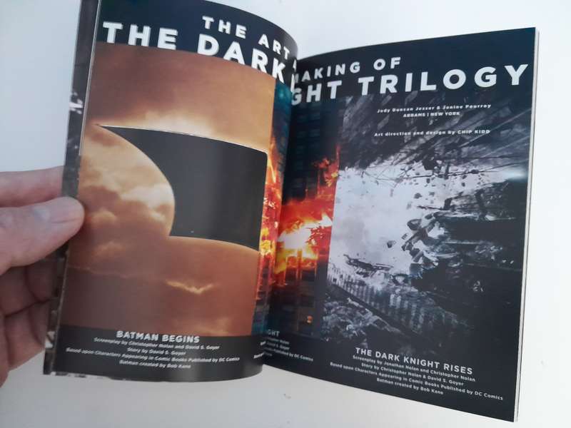 Batman: The Dark Knight Trilogy (DVD, 6-Disc Set)  Region 2, Excellent Condition