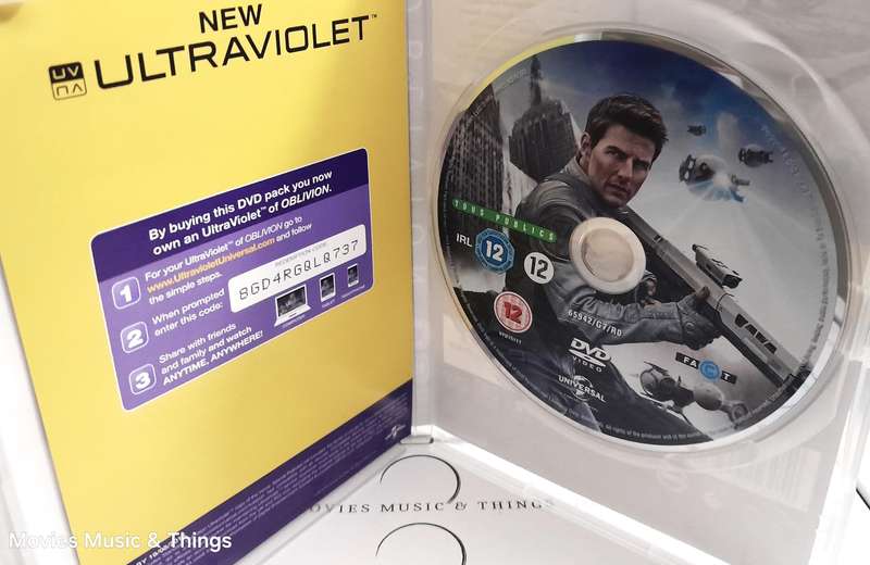 Oblivion - Tom Cruise & Morgan Freeman (DVD)