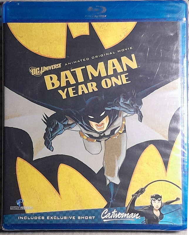 Batman: Year One (Blu-ray Disc, Animated DC Movie) Collectors Item