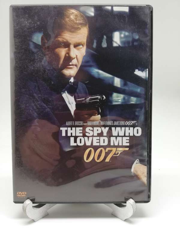 007 - 1977 - The spy who loved me (DVD)