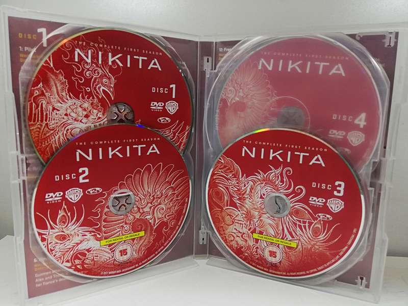 Nikita - The Complete TV Series - Looks Do Kill (DVD)