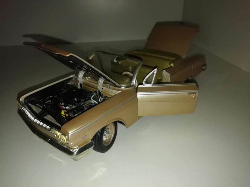 1962 Chevy Belair Maisto die-cast 1:18