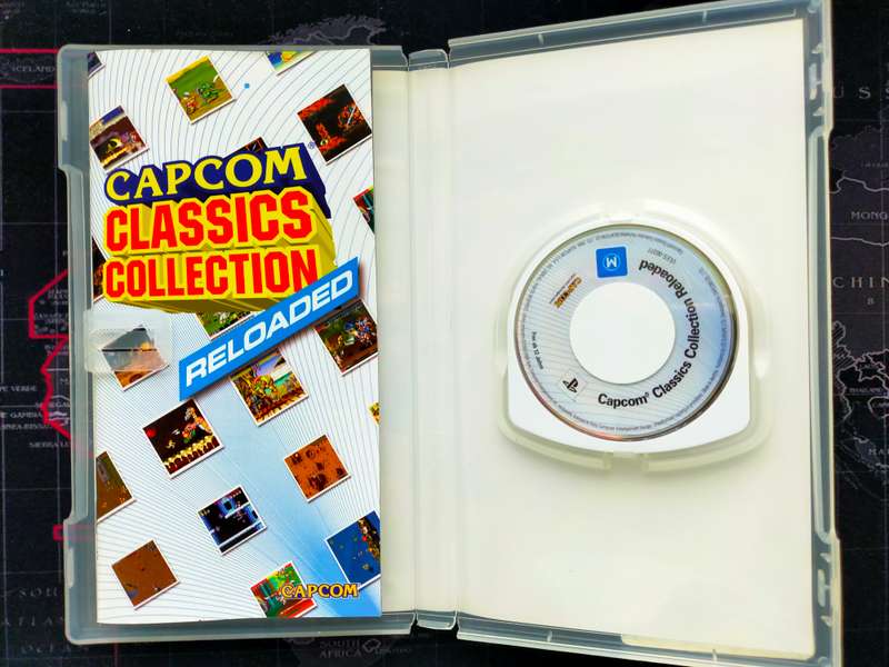 Capcon Classics Collection Remixed and Reloaded Bundle - PSP / PlayStation Portable (RARE)