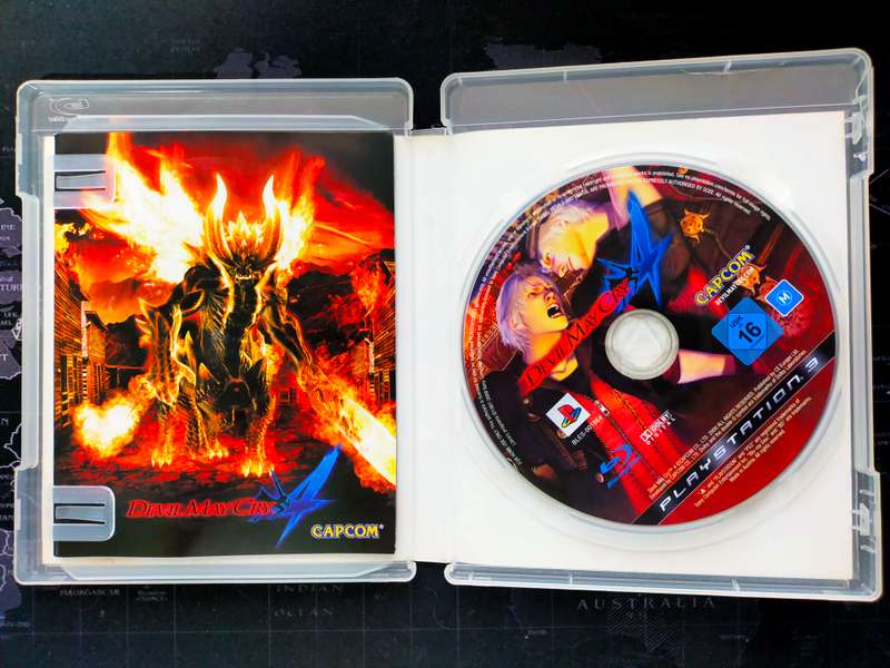 Devil May Cry 4 and HD Collection - PS3 / PlayStation 3