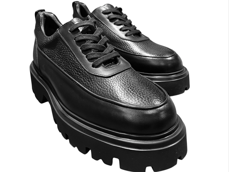 Mens leather lace-up sneakers