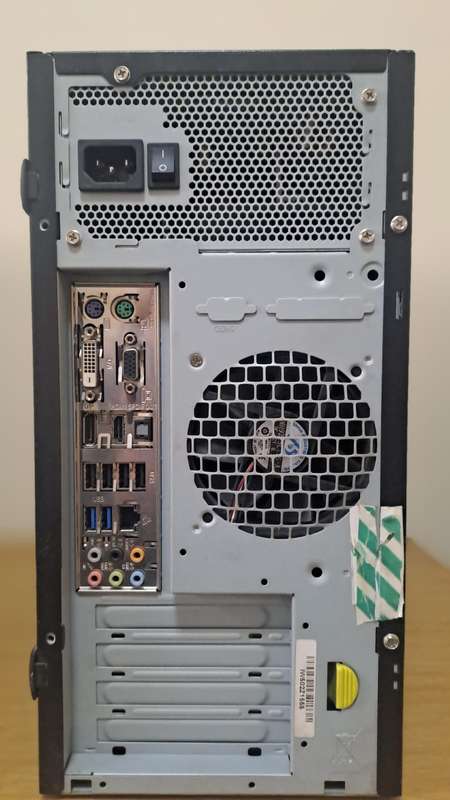 Core I5 Mecer 4GB RAM 500GB Hard drive Windows 10 64bit