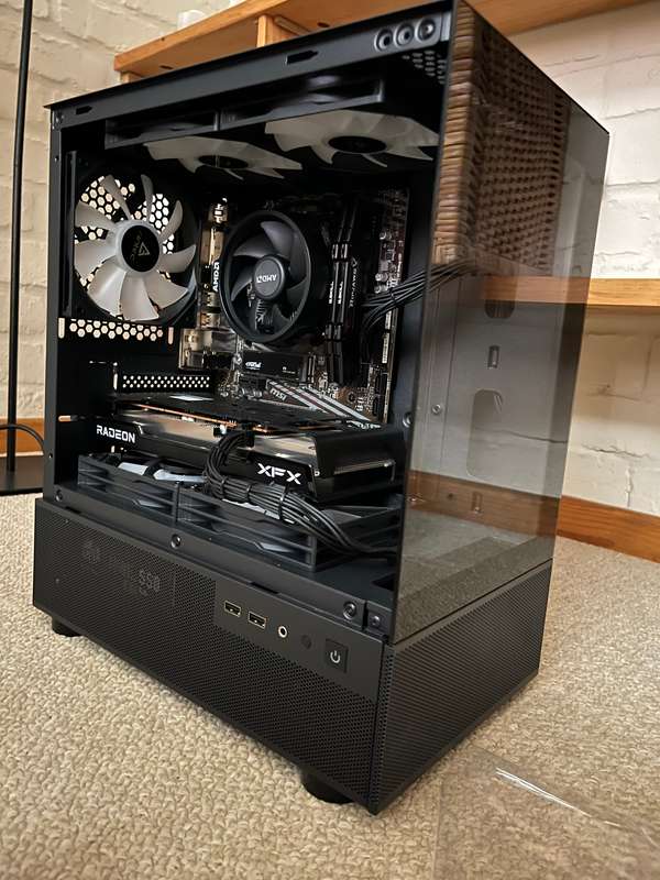 RX6600 Ryzen 5 5500 gaming PC