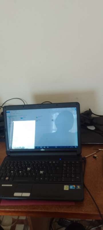 *FUJITSU LIFEBOOK AH530 LAPTOP
