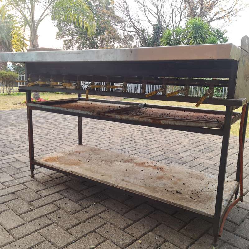 12 Burner Commercial Freestanding Stainless Gas Braai Flame Grill