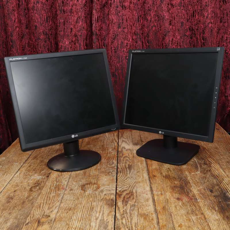 2 Pcs - LG Monitors FLATRON L1718S-BN AND FLATRON L1734S-BN