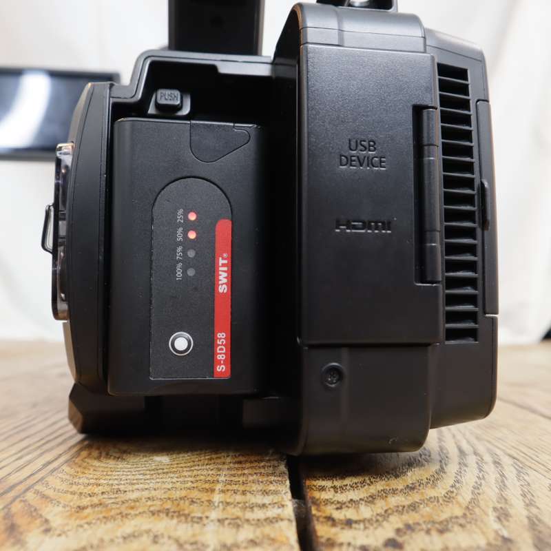Panasonic AG-UX90 UHD 4K Professional Camcorder - Pre-Owned (SEE DETAILS)