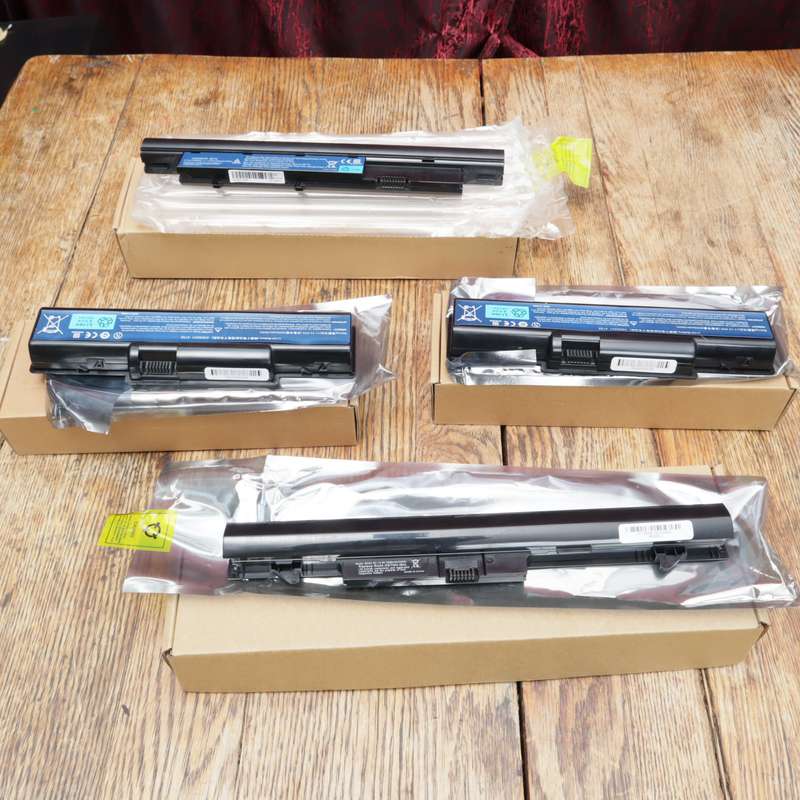 Assorted Batteries for Acer And HP Laptops