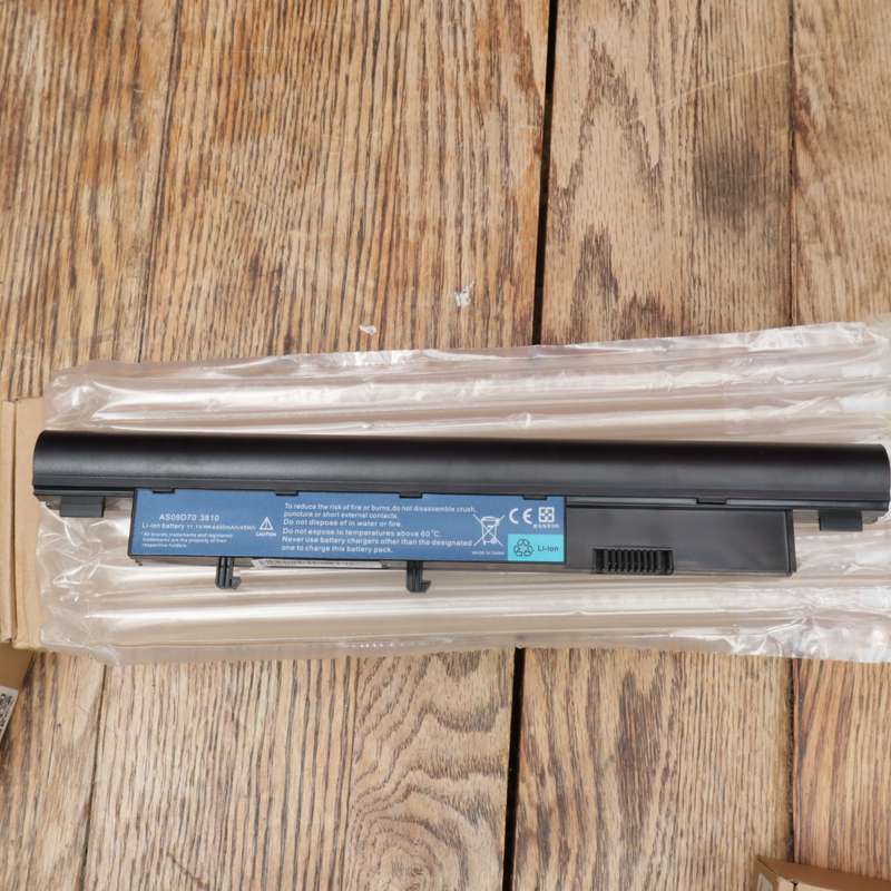 Assorted Batteries for Acer And HP Laptops