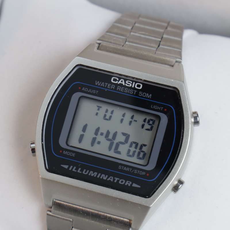 Casio B640WD-1AVDF Retro Unisex Watch