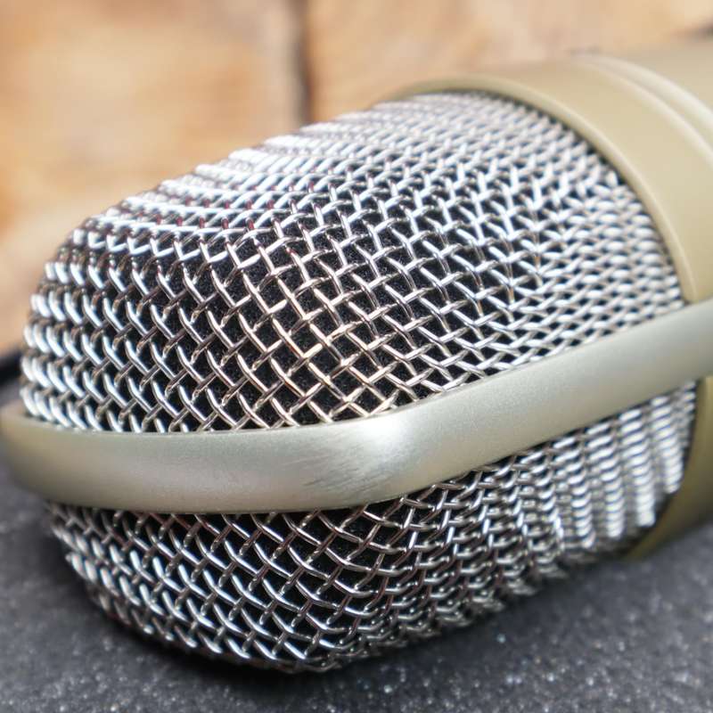 Behringer C-1 Studio Condenser Microphone