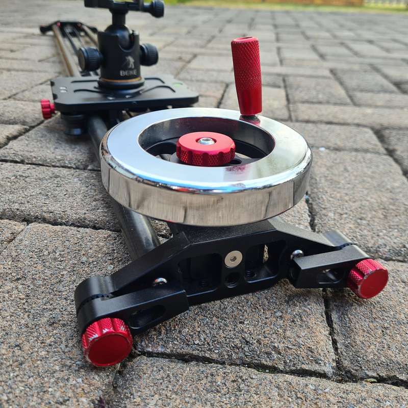 Manual Camera Glid Slider with a Beike Tripod Head