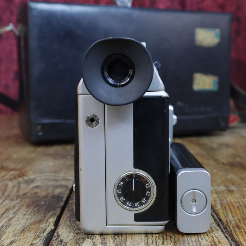 Canon Auto Zoom 814 Super 8 Cassette Film Camera - 1.4 Lens C-8