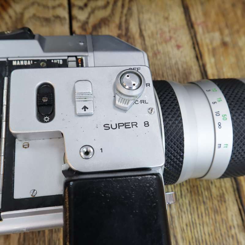 Canon Auto Zoom 814 Super 8 Cassette Film Camera - 1.4 Lens C-8