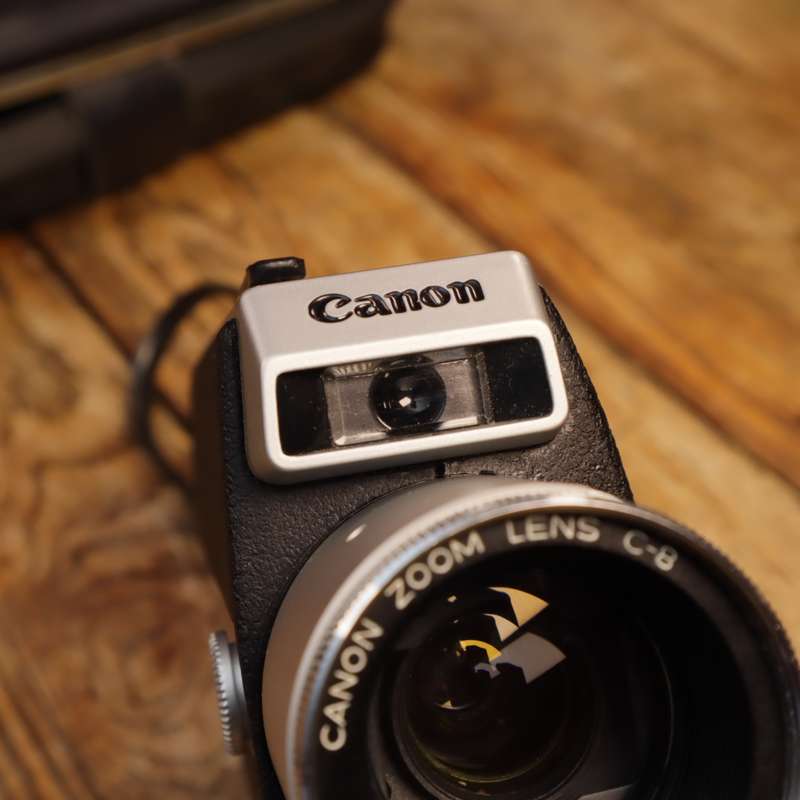 VINTAGE - Canon Zoom 250 SUPER 8 Film Movie Camera With 10.8-27mm 1:1.8 Lens