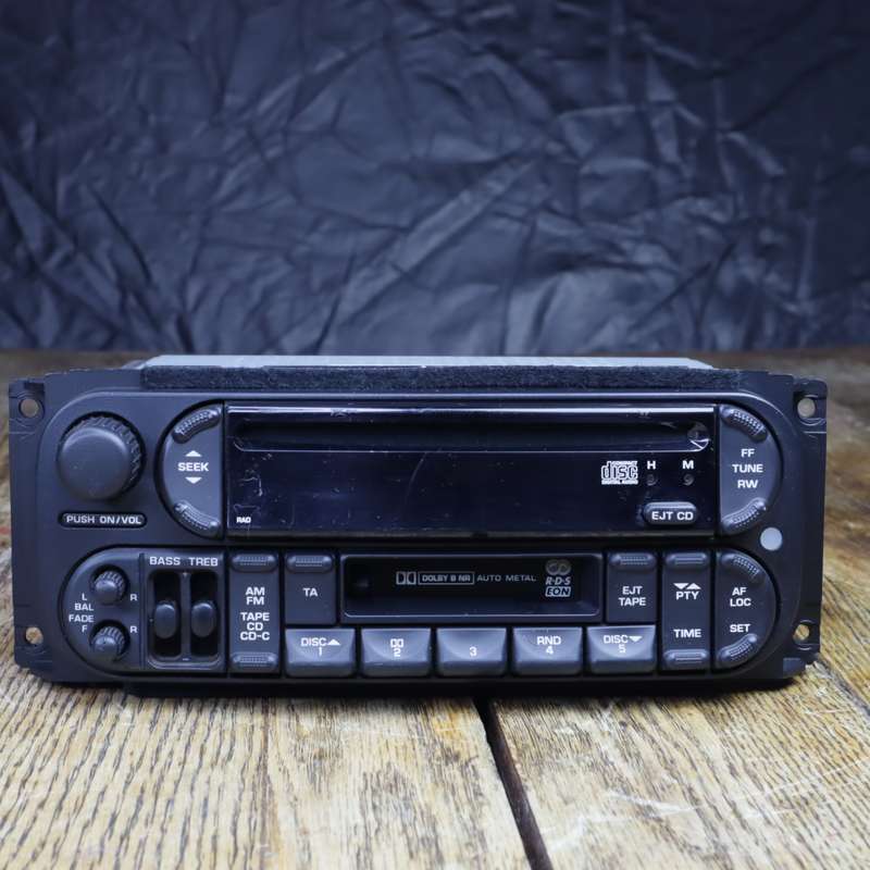 Chrysler Overhead Unit Radio P05091601AF MU9CY24G