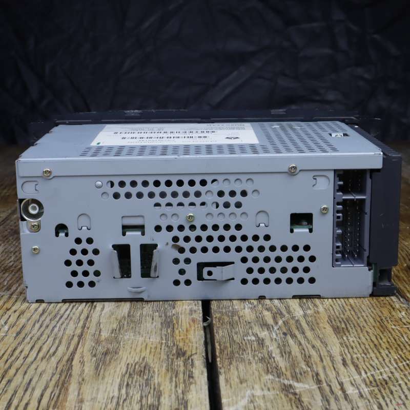 Chrysler Overhead Unit Radio P05091601AF MU9CY24G