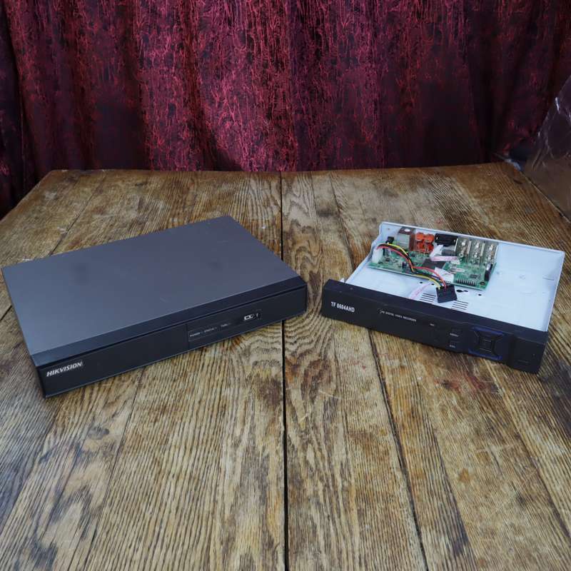 Hikvision DS-7204HVI-SV DVR and TF 8604 AHD DVR