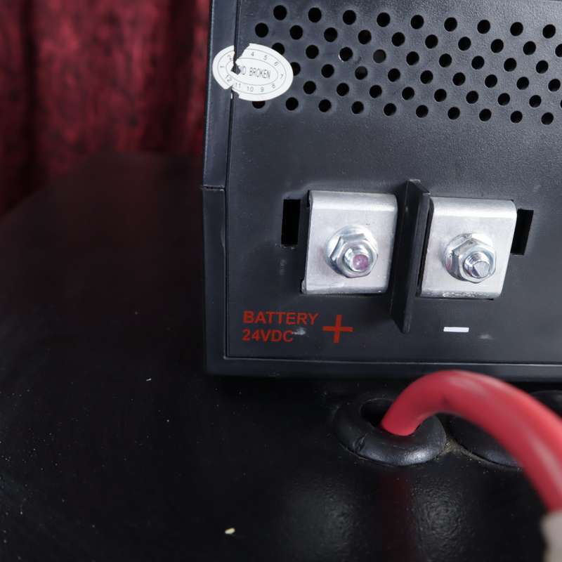 Ellies 2000VA Modified Sine Wave Inverter / UPS System FBI2000W - BATTERY NOT INCLUDED
