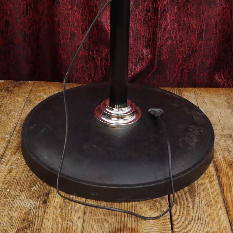 Globe Light - 18" Oscillating Pedestal Standing Fan