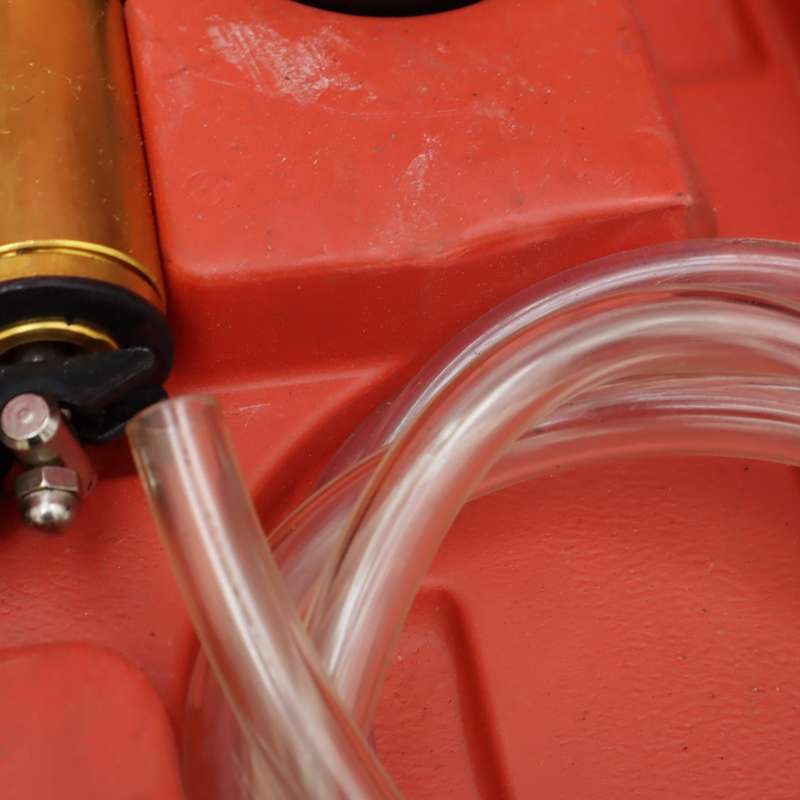 Hand-Held Vacuum Pump Kit For Auto Repairs
