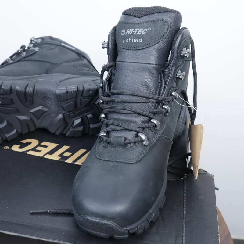 Hi-Tec Altitude V Ultra i WP Wide Leather Shoes (US: 6) (UK: 5) (EU: 38)