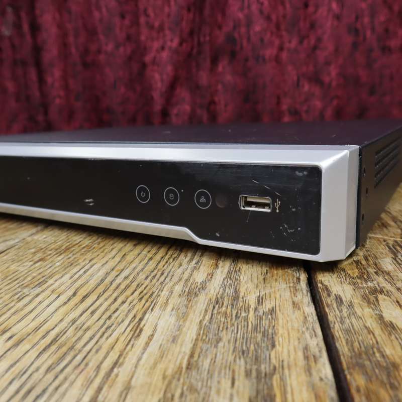 Hikvision 16 Channel PoE Embedded NVR DS-7616NI-K2/16P - Pre-Owned