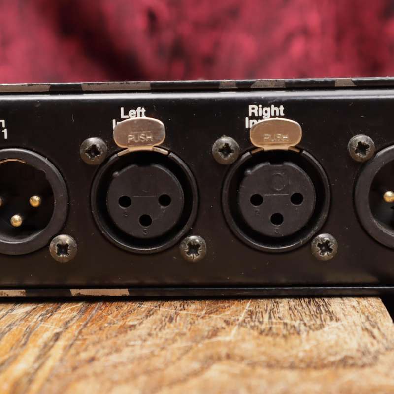 The Audio Edge DA212 XLR Audio Line Distribution Amplifier 6 Stereo Output
